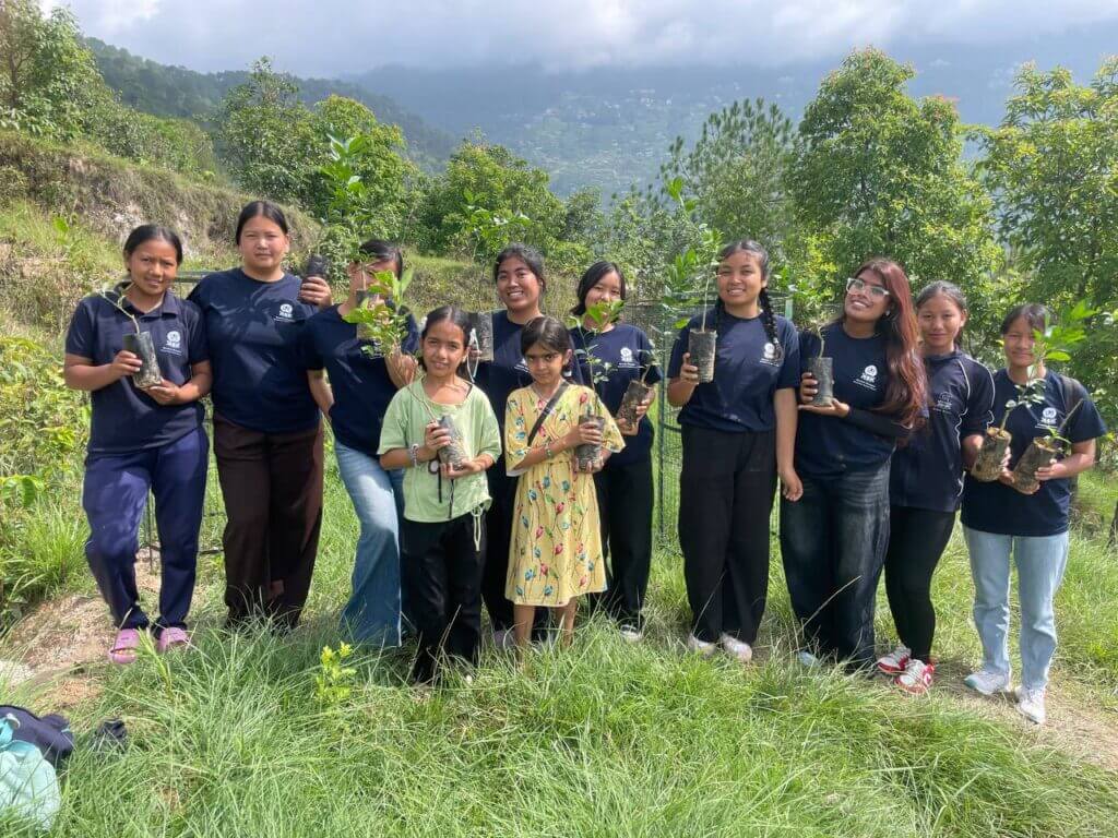 world-environment-day-2025-ladies-and-kids-uncropped